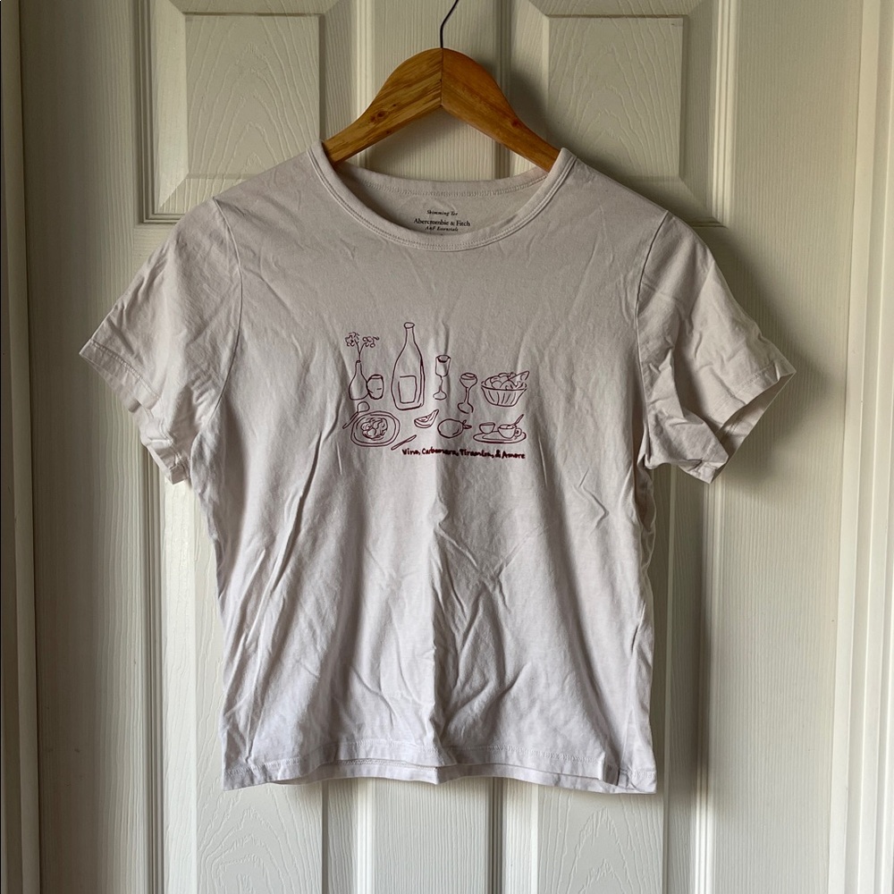 Abercrombie & Fitch Graphic White Skimming Tee